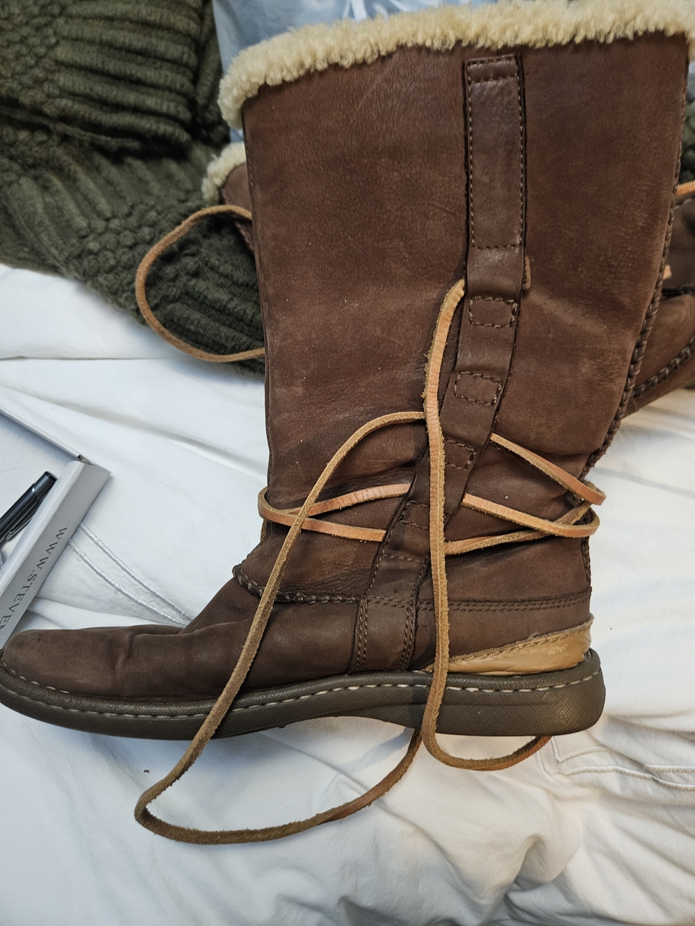 UGG Australia Women’s Brown Tall Shearling Lace-Up Boots – Size 10.5 - Picture 3 of 5